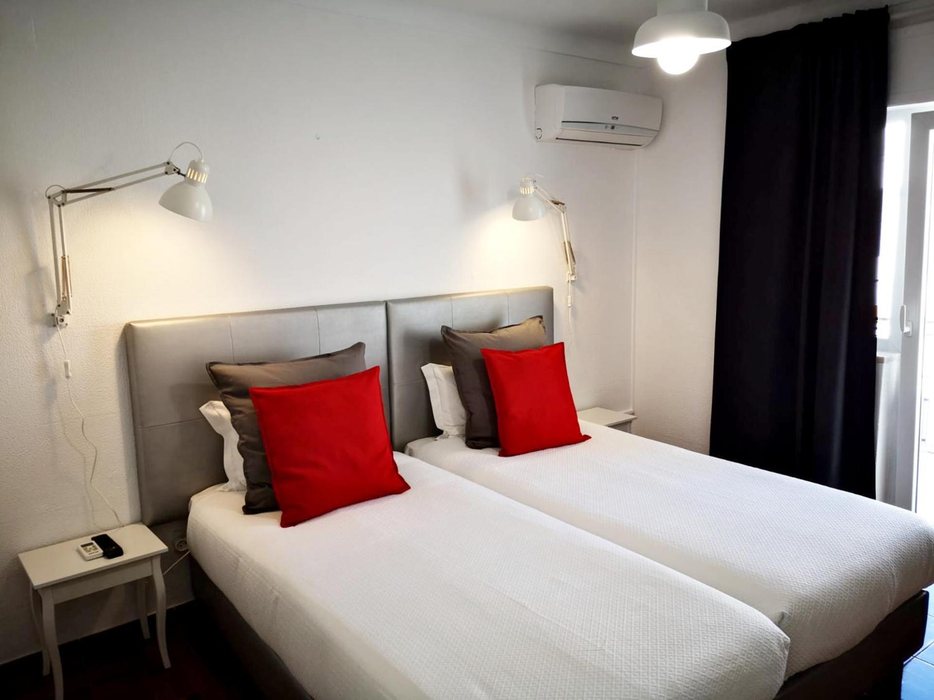 The Bulldog Inn - Duna Parque Resorts & Hotels Vila Nova de Milfontes Bilik gambar